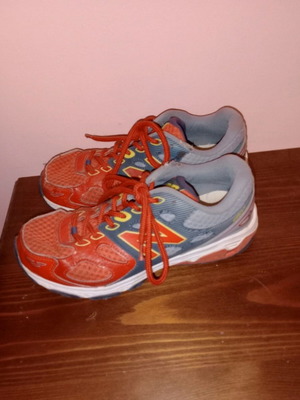 Παπούτσια New Balance γυναικεία μεταχειρισμένα, αθλητικά, κόκκινα, νούμερα 37-37.5