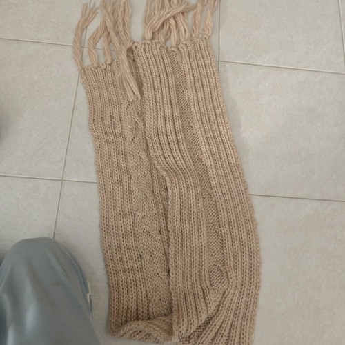 Scarf beige like new