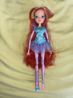 Winx Bloom doll like new with dress and boot
