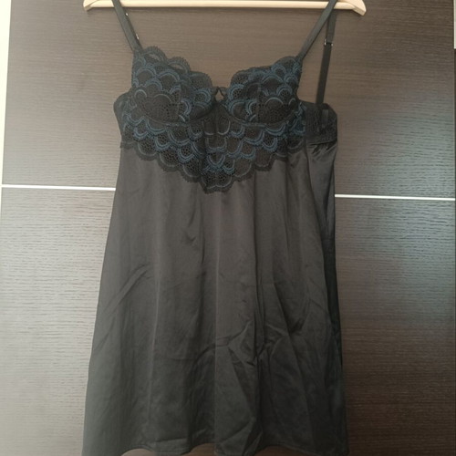 Intimissimi black and blue negligee satin embroidered size S like new
