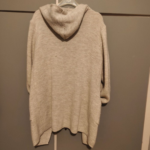Beige wool cardigan with hood Lynne like new