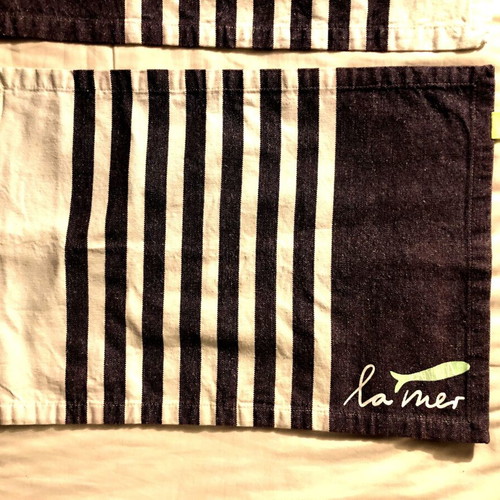 Placemats new, pack of 4, white cotton with blue stripes