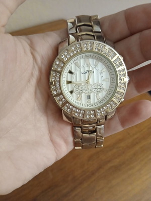 Lofty's women's gold watch 42mm like new