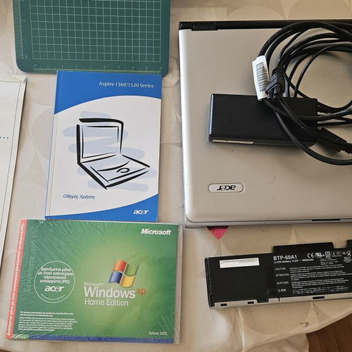 Acer Aspire 1360 Laptop used, no hard drive, for parts or repair