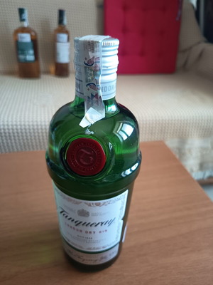 Tanqueray 0.7L gin new