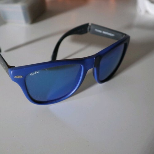 Ray Ban folding sunglasses used with blue mirrored lenses