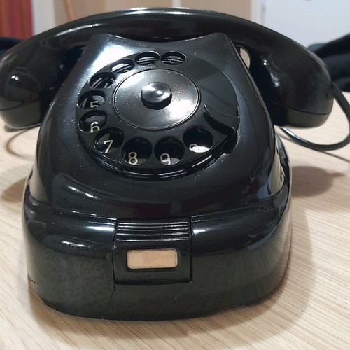 Antique telephone 1960 bakelite like new