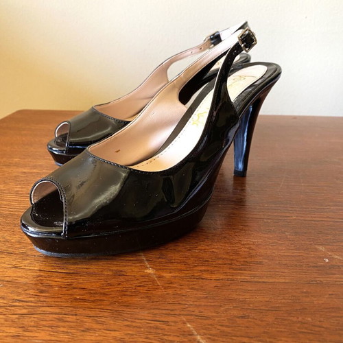 Women's shoes size 37 like new, various designs and heels
