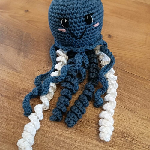 Handmade crochet amigurumi jellyfish new