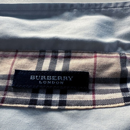 Burberry classic women's baby blue shirt used, size XL