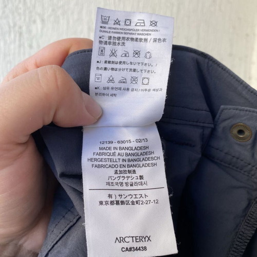 Arc'teryx pants like new, blue