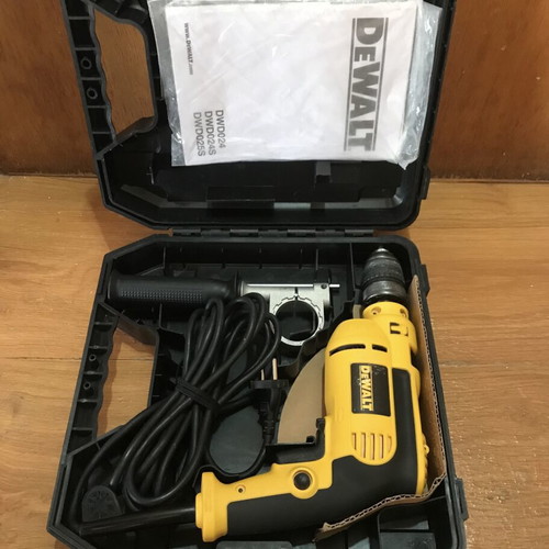DeWalt DWD024KS-QS Hammer Drill used, excellent condition