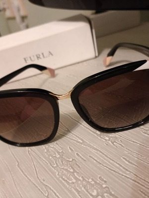 Γυαλιά ηλίου furla