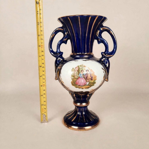 Vintage amphora vase made in Italy, cobalt blue with gold and Fragonard scene