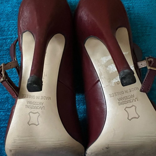 Mark Milan burgundy leather pumps used size 36