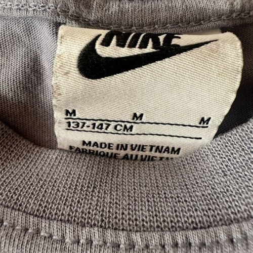 Nike T-shirt kids size 146 cm, like new, grey
