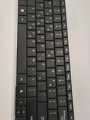 Microsoft Wedge Mobile Keyboard like new Bluetooth