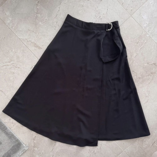 Asymmetric women's skirt black, like new, size XS