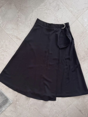 Asymmetric women's skirt black, like new, size XS