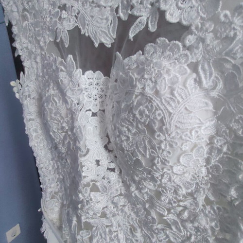A-Style wedding dress, handmade, white ice color, lace top, muslin skirt, small train