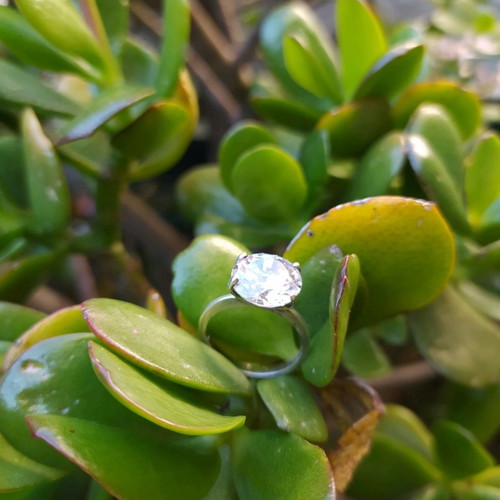 Handmade silver 925 ring used with large sparkling stone