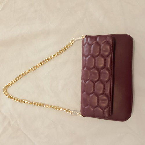 Carpisa Quilted Shoulder Bag with Detachable Gold Chain, New