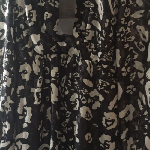 Only dress new, size XS, black and white
