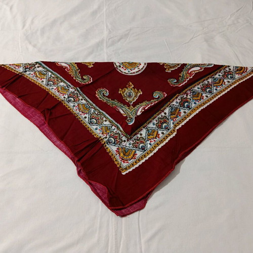 Headscarf like new, size 60x60 cm, small