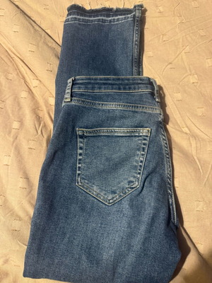 Zara jeans like new, size XS, white