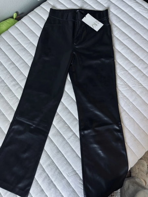 Zara leather pants black new, size XS