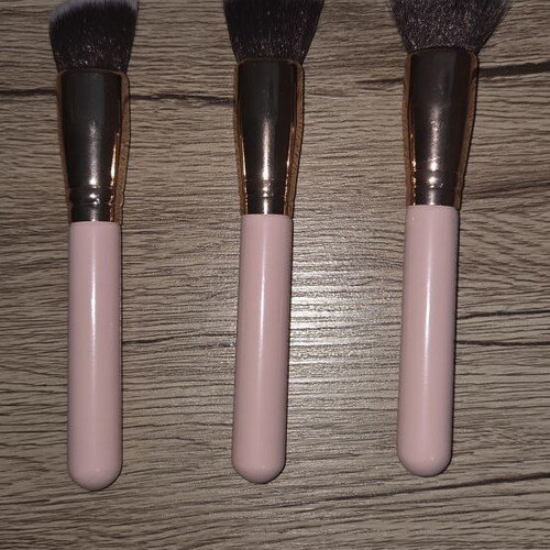 Makeup brush set new, pack of 3