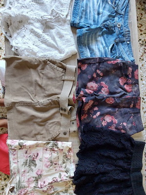 Women's shorts and skirt set size S, like new, multicolor