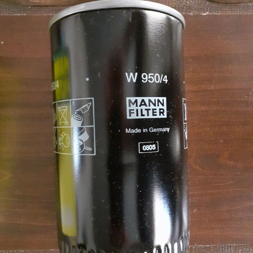 MANN oil filter W 950/4 new for VOLVO, VW