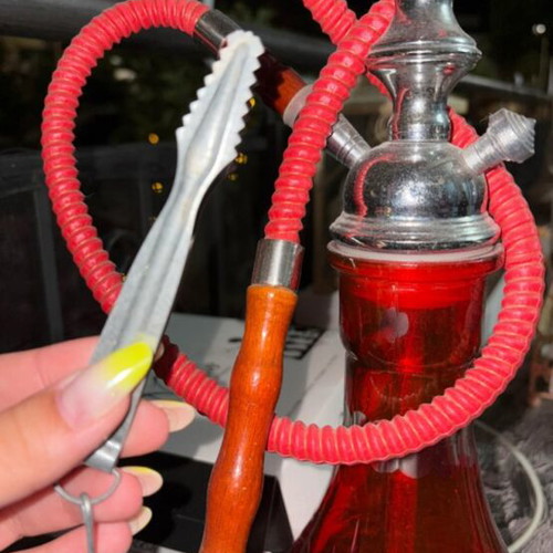 Medium-sized hookah with tongs and charcoal gift