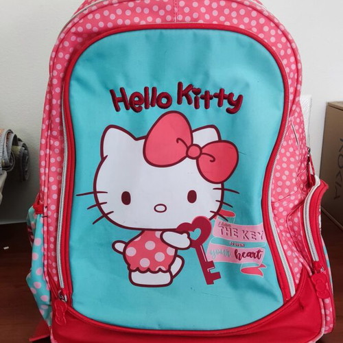 Hello Kitty Sweetheart school backpack set with insulated lunch bag