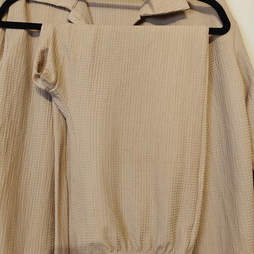 Beige pants and shirt set like new