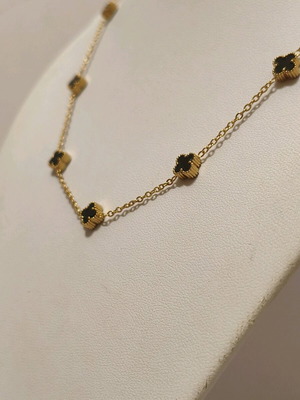 Four-Leaf Necklace new from 304 Steel with Black Stone