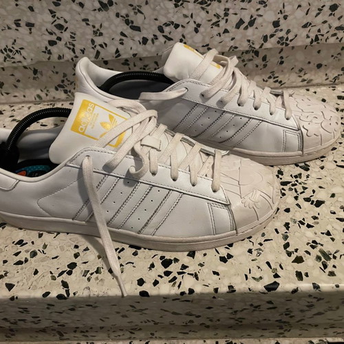 Adidas Superstar Pharrell Supershell white yellow size 46 new