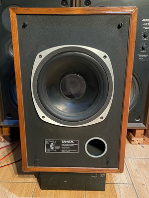 Tannoy T-165 speaker used, one piece