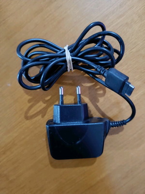 LG mobile travel charger like new
