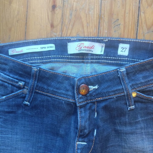 Gaudi dark blue tight women's jeans size 27 like new