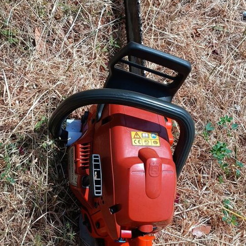 Husqvarna 340 Chainsaw like new, 40.8cc, 2.7 hp