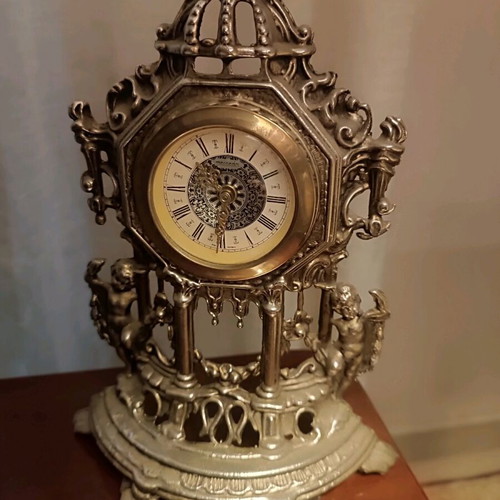 Bronze antique clock like new, functional