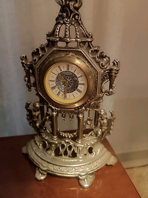 Bronze antique clock like new, functional