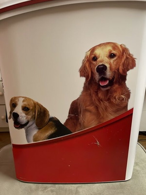 Plastic trash bin new with dog prints