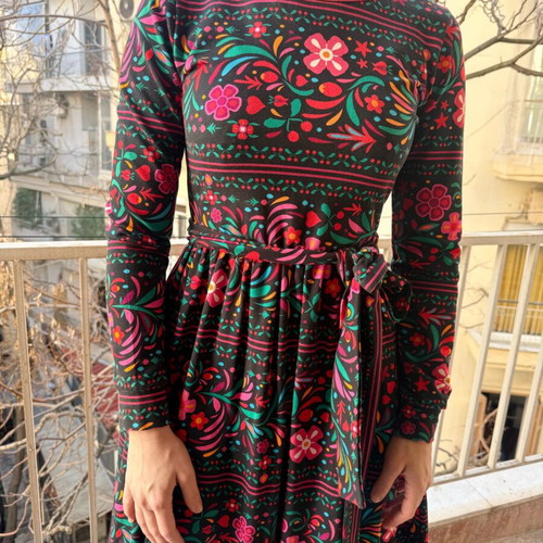 Karavan dress new, black multicolor, size S