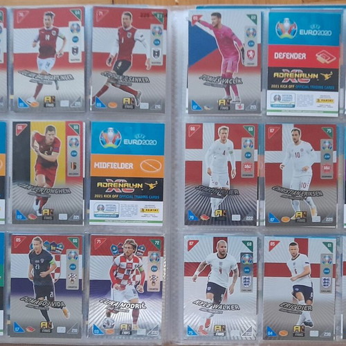 Euro 2020 Kick Off Adrenalyn XL album with 346/405 cards like new