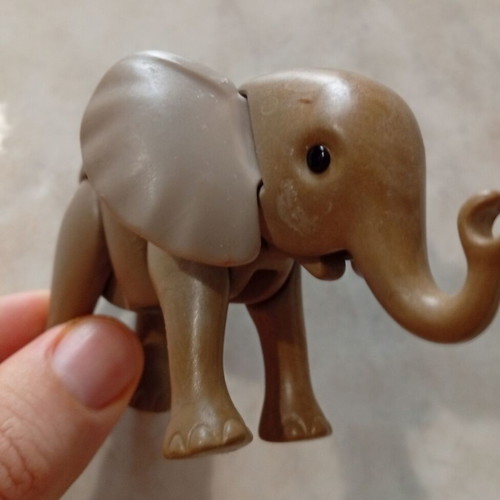 Playmobil baby elephant used