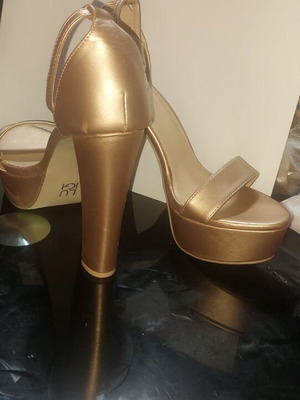 Luigi high heel shoes size 41, new, gold