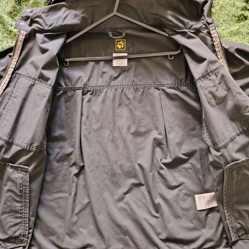 Jack Wolfskin Light Jacket used, size S, black